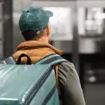 Psiholog Vladislav Gerasimov je komentiral viralni videoposnetek s kurirjem brez rok psiholog-vladislav-gerasimov-je-komentiral-viralni-videoposnetek-s-kurirjem-brez.jpg