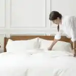 Kako pritrditi posteljnino na mesto: 5 preizkušenih načinov kako-pritrditi-posteljnino-na-mesto-5-preizkusenih-nacinov.jpg