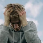 Mir za vsako ceno: psihologinja pravi, zakaj vas izogibanje konfliktom uničuje od znotraj mir-za-vsako-ceno-psihologinja-pravi-zakaj-vas-izogibanje-konfliktom.webp.webp