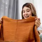 Ne zavrzite starih puloverjev: 9 idej, s katerimi boste prihranili več tisoč evrov pri nakupu novih oblačil ne-zavrzite-starih-puloverjev-9-idej-s-katerimi-boste-prihranili.jpg