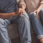 Skoraj tretjina anketirancev se strinja, da mora žena ubogati svojega