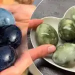 Velikonočna jajca z wow učinkom: kako za drobiž izdelati živo obarvana jajca Velikonočna jajca z wow učinkom: kako za drobiž izdelati živo