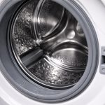 zakaj-izkusene-gospodinje-uporabljajo-prazen-pralni-stroj.png