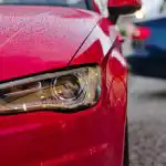 Kako odstraniti razpoko na žarometu: preprost trik, ki je na