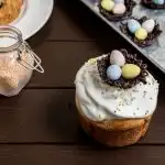 Mlečna glazura za veliko noč: nelepljiva, ne drobljiva in brez